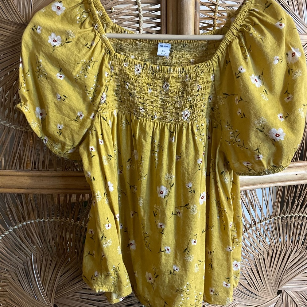 Old navy top